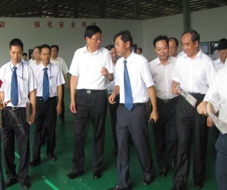 2010年9月，时任湖南省省长徐守盛莅临创一检查指导，勉励创一用发展解决发展中的一切问题。
